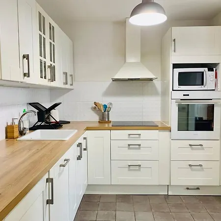 Le Capricorne Plein Centre Wifi Apartment