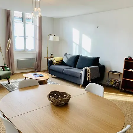 Le Capricorne Plein Centre Wifi Apartment