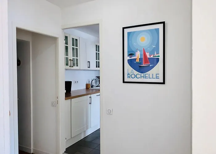 Le Capricorne Plein Centre Wifi Apartment